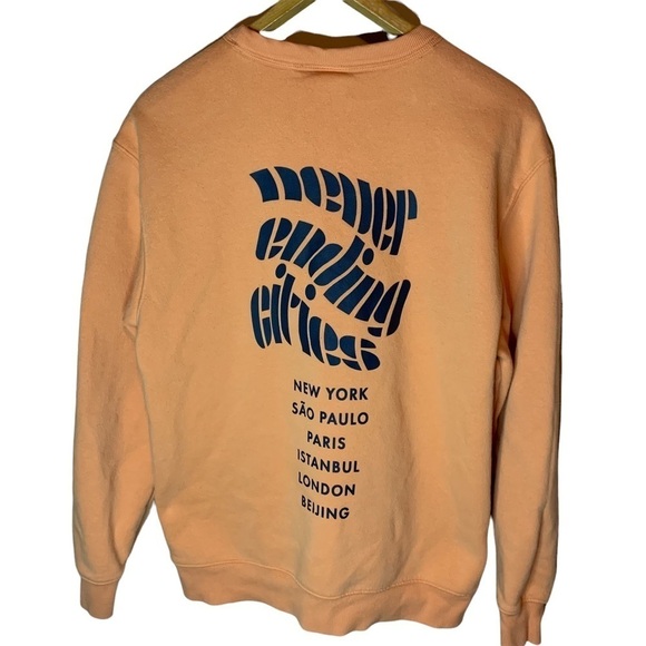 H&M Never Ending Circles Sweatshirt - Picture 2 of 3